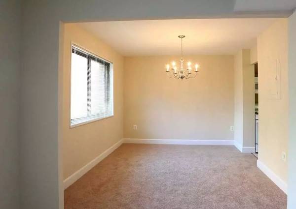 $1,554 / 1br - 769ft2 - Leasing Expo Raffle and Prizes - Battery Park Apartments (Bethesda) (Bethesda)64039862069377121