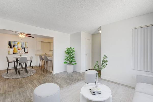 $1,100 / 1br - 572ft2 - 1/BD 1/BA, Servicios de lavandería, aire acondicionado (3120 Wynn RD, Las Vegas, NV)63859496513153121