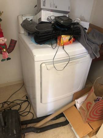 Lg gas dryer large works great 1