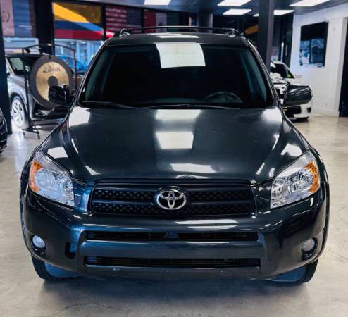 2008 Toyota RAV4 Sport 4dr SUV SUV RAV 4 - $15,995 (1555 W San Carlos St  San Jose, CA 95126)63617844411905123