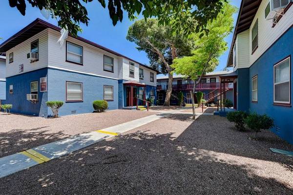 $790 / 405ft2 - Studio, Situated in Las Vegas!, Ceiling Fan (217 S Maryland Pkwy, Las Vegas, NV)63907027089411124