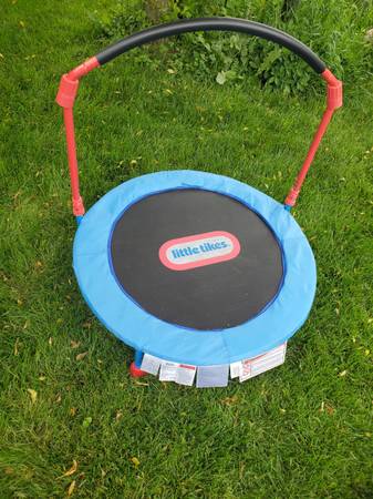 Little Tikes Trampolín, como nuevo - $15 (área de West Carrollton)63470297102211121