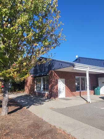 $1,200 / 800ft2 - 800 sqft Office Space Available in downtown Post Falls area (Post Falls)63969874654594122