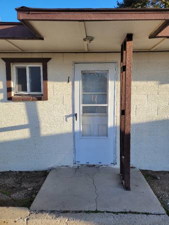 $850 / 1br - 15997 S. 10th Ave #5 Caldwell Coming Soon! (Caldwell)64003312202755121
