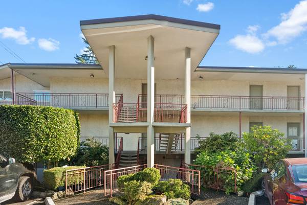 $2,300 / 2br - 942ft2 - 2bd 1ba, Patio con parrilla, admitimos mascotas (40 Newport Way NW, Issaquah, WA)63934287636355120