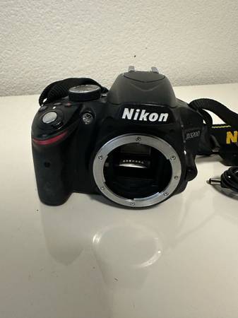 Nikon D3200 DSLR Camera 1