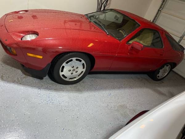 Porsche 928 - $8,888 (Moraga)63613875237635123