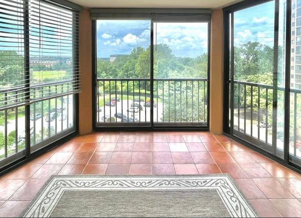 $2,450 / 1br - 850ft2 - Safe & quiet 1 Bedroom in Resort GATED community (Alexandria)64040030842881122