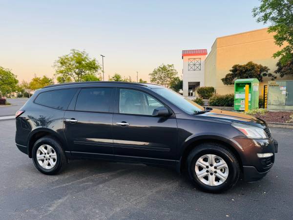 2015 Chevy Travers LS AWD (Título Limpio) $6999 - $6,999 (Orangevale)63619609594625123