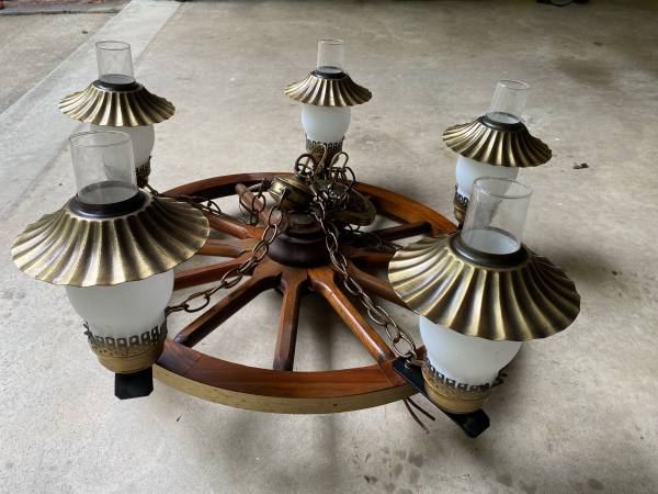 Dixie Ceiling Light 1