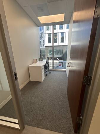 $429 Executive Office- Window View w/Onsite Fitness Center. START TODAY! (San Diego)63865931904641120