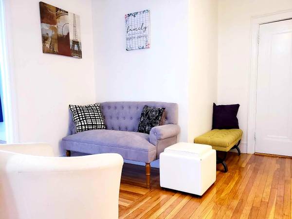$1,125 Near Shops & 3 Green Line T to Downtown Boston & Longwood, Heated (Brighton - Cleveland Circle)63810012980867124