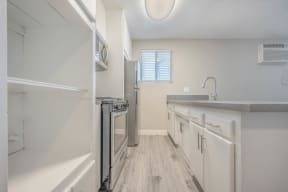 $2,199 / 2br - 730ft2 - Mountain Views, Recycling, Remodeled Apartments (South Palm Springs, CA.)63766945837441123