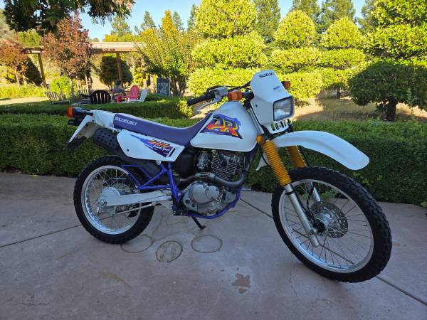 1996 Suzuki DR200SE Street Legal possible trade