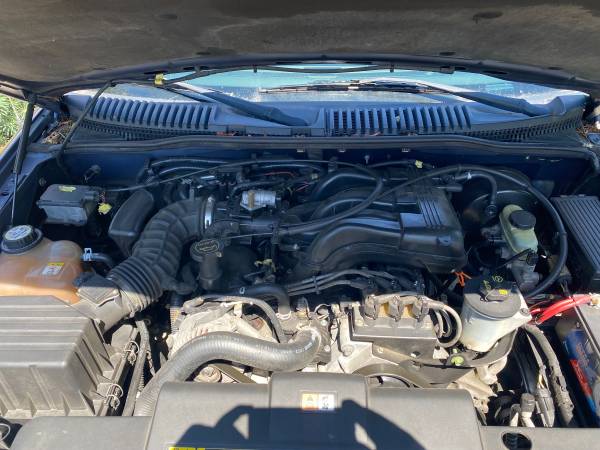 2003 Ford Explorer XLT - $2,200 (Stockford Village, Vancouver, WA)63435583359491122
