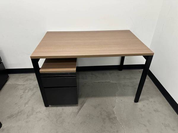 LARGE QUANTITY OF OFFICE DESKS ….. 1