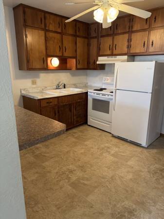 $1,225 / 1br - 750ft2 - LARGE ONE BEDROOM APT.WITH GARAGE AND PATIO (ST. PAUL, MN)63990382949379121