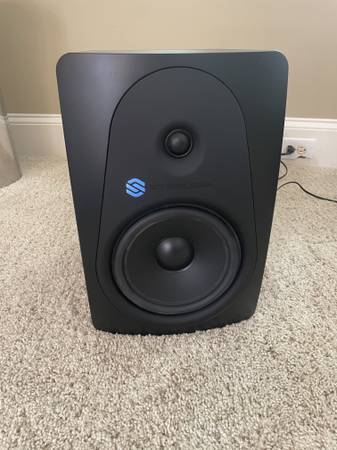 Like New! Sterling MX8 Powered Monitor 1