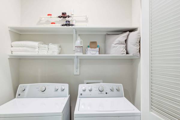 $1,950 / 2br - 991ft2 - Only the best! Brand new community in Dallas! 2 bed / 2 bath! (Dallas - Galleria)63796476879489124