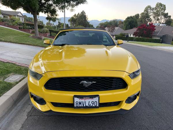 2016 Ford Mustang Ecoboost Premium - Clean Title - No Accident - $12,200 (South Pasadena)63470774696323121