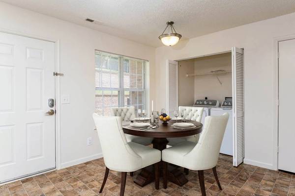 $1,441 / 2br - 1135ft2 - Great space for every taste. You'll love our 2 bed, 2 bath! (Omaha - Northwest Omaha)63681713998849124