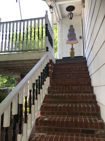 $795 / 2br - 939ft2 - Ático de 2 dormitorios, 1 baño, triplex, muy espacioso. Apt C (Tuscumbia)63690982679297122