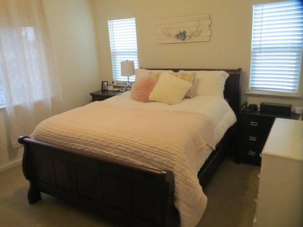 $3,000 / 5br - 2000ft2 - Immediate Move in House for rent 5 bedroom 3 bath 2 car garage (Turlock)63970308242562121
