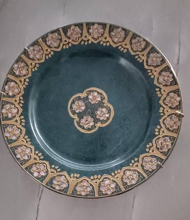 Miscellaneous Collector Plates 1