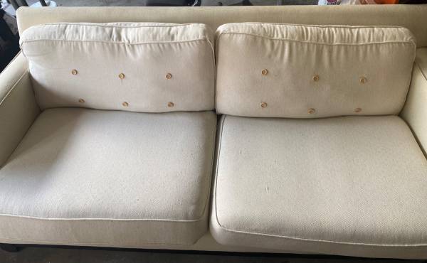 Sofa y sillon individual 1