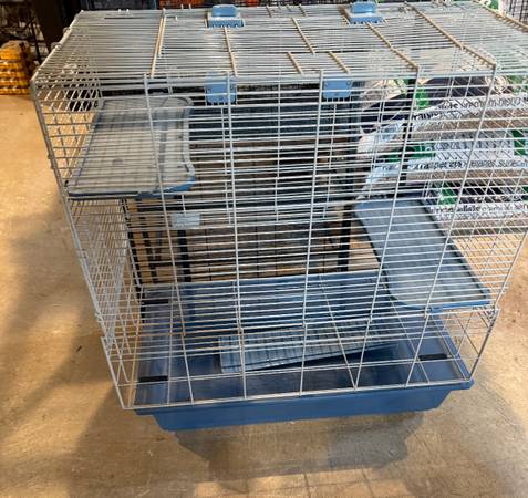 3 XL Cages (St. Albans)63373486883331122