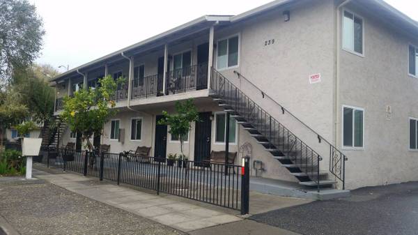 $1,800 / 1br - 385ft2 - 1 bedroom Apartment off of 680/McKee (upstairs) (san jose east)63888991137923120