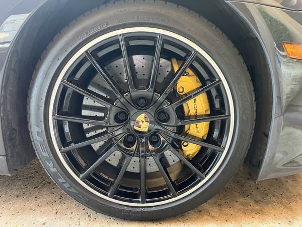 LLANTAS PORSCHE PANAMERA SPORTPLUS NEGRO BRILLO 20" + NEUMÁTICOS, TPMS, TAPAS - $3.999 (Auburn)63440042169601124