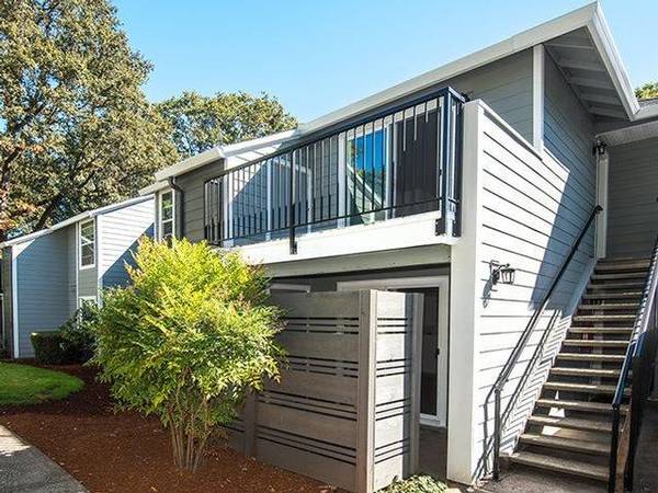 $1,649 / 2br - 1056ft2 - Lavadora / Secadora en Cada Unidad, Cocinas Atractivas de Estilo Europeo63672582487041124