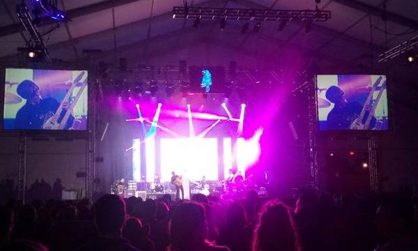 Pro Lead Vocalist/lead guitarist available - wide range 1