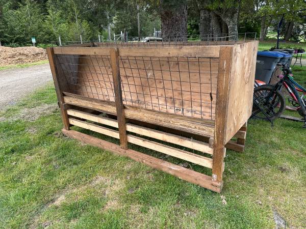 Goat Feeder - two sided 1