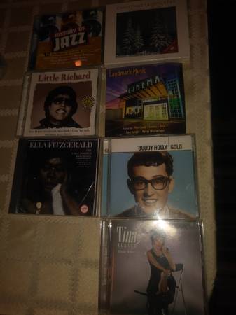 Various mix cds country. Pop. Opera classics. Oldies 1