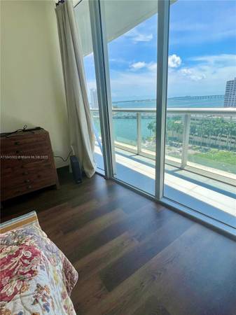 $3,950 / 1br - 1255ft2 - Stylish 1bd Condo in Icon Brickell, Miami (Downtown Miami)64051003770371122