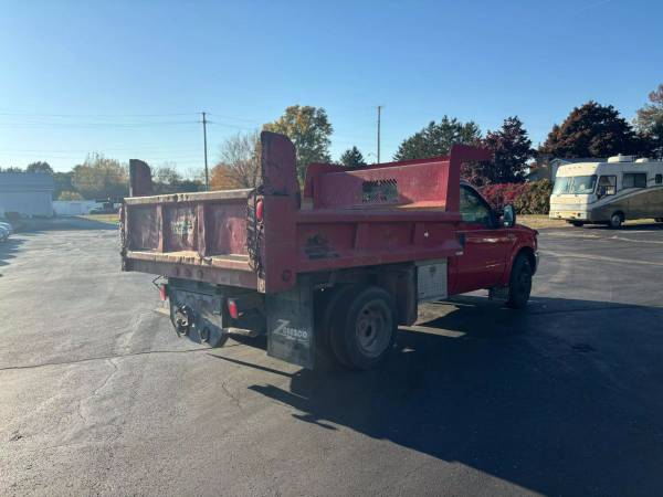 2003 Ford F350 Super Duty Cabina Regular y Chasis - ¡Financiamiento Disponible! - $11995.0063612027109123123