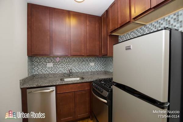 $1,625 / 400ft2 - $300 OFF FIRST MONTH'S RENT! Amazing Studio, 1 Bath in Lincoln Park (Lincoln Park)63781654838019122
