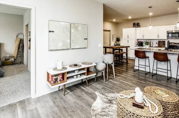 $1,765 / 2br - 1055ft2 - 2 Bed Apartments Available NOW at Tiburon Ridge! (Tiburon Ridge)64020841565827122
