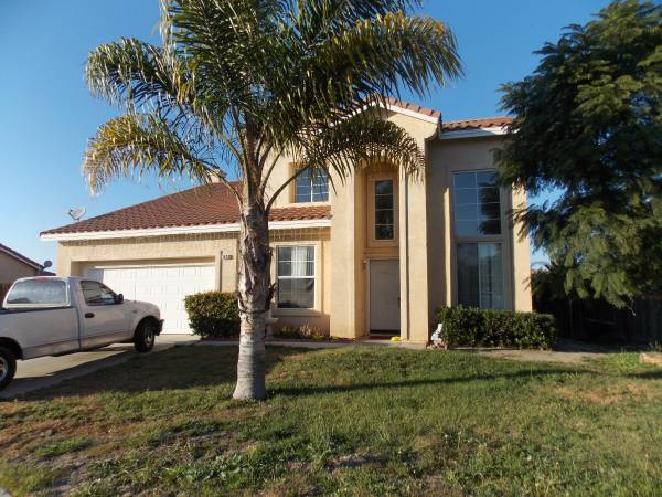 $975 / 4br - Must See Room in OCEANSIDE Private home63819204879105120