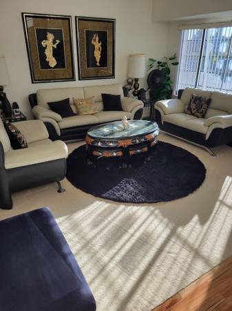 Habitación amueblada de $1,200 con baño privado en casa de 4 dormitorios (fairfield / vacaville)63667905764355121