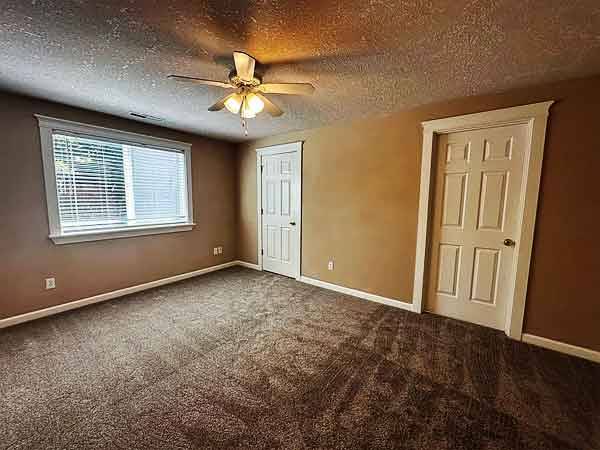 $920 / 3br - ►►Hermosa casa actualizada de 3 habitaciones y 2 baños, lista para mudarse◄◄ (Salem, OR)63660412789505122
