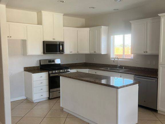 $920 / 1br - Comfortable 1BR – near schools, parks & bus lines Scotts Valley (scotts valley)64055523264897122