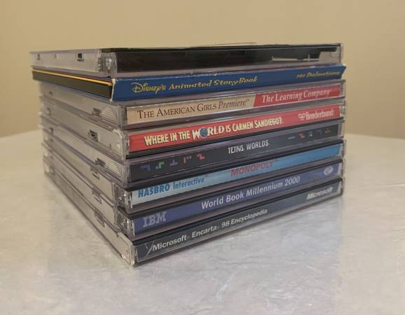 LOTE DE 8 JUEGOS DE PC VINTAGE: Carmen Sandiego, Tetris, Monopolio - 50 USD (Midtown West)63471137763075123