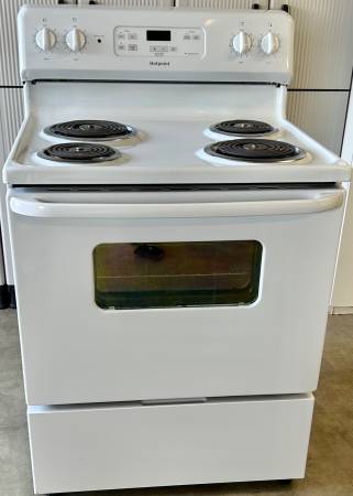 Almost New Hot Point Electric Stove 30" 1