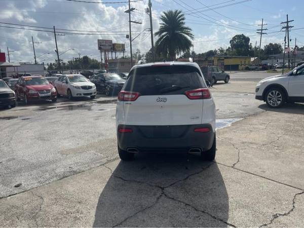 2016 Jeep Cherokee Latitude FWD - $12,500 (1730 Airline Dr Kenner, LA)63624868909955124