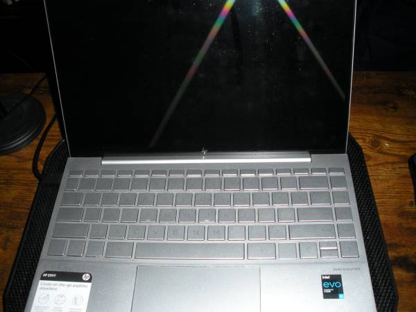 HP ELITEBOOK 1