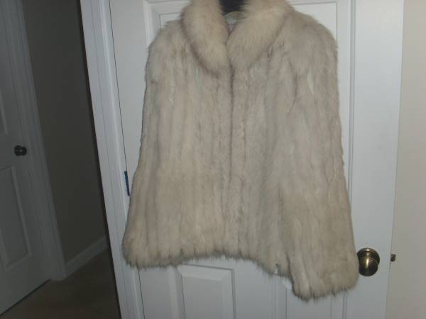 Vintage SAGA Fox Fur Jacket 1
