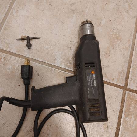 Black & Decker Percusse 10mm (3/8") Drill 1